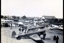 
Histoire de l’aviation – 2 juillet 1933. C’est installés aux commandes d’avions de tourisme que vont s’affronter les 