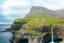 
Les îles Féoré, c’est le Danemark au bout du monde ! L archipel européen et septentrional invite à un dépaysement total, 