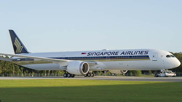 Boeing : le premier 787-10 livré à Singapore Airlines (photos, vidéo) 2 Air Journal